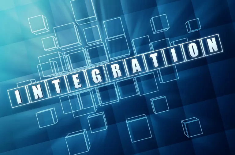 Integration in blue glass cubes