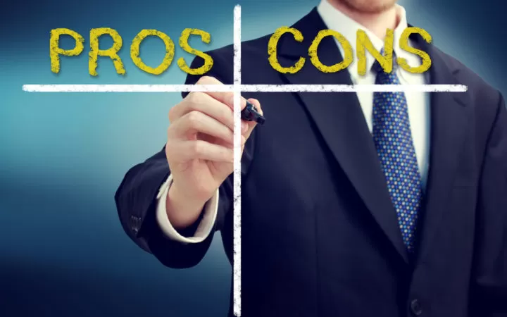 Pros and cons of recruiting software